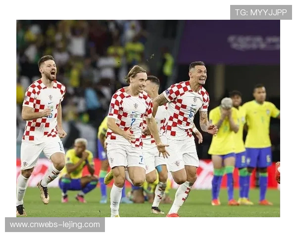 博洛尼亚与克雷莫内塞比赛结束，客队爆冷取胜