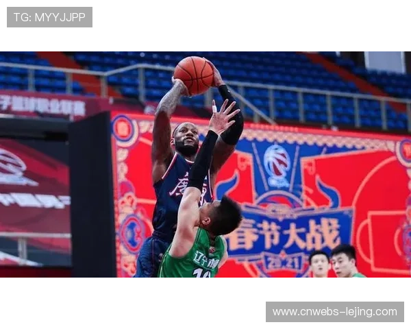 埃格博28+17赛后受访：团队配合是五连胜根基