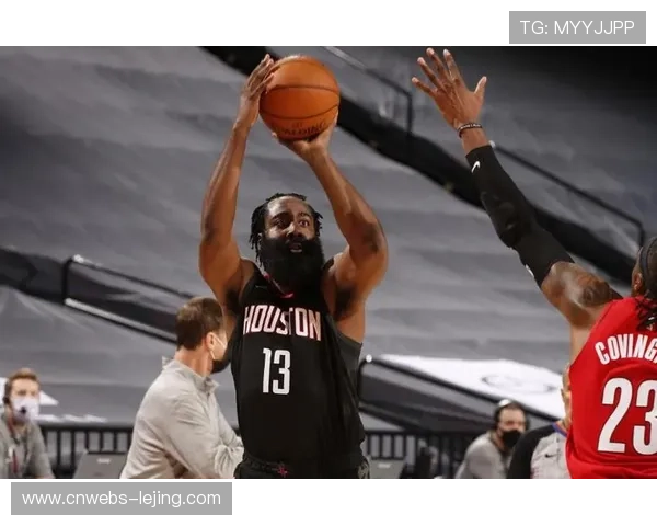 山猫与火花裁判报告：最后两分钟三次漏判